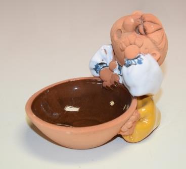 Solniczka - figurka ceramiczna nieszkliwiona