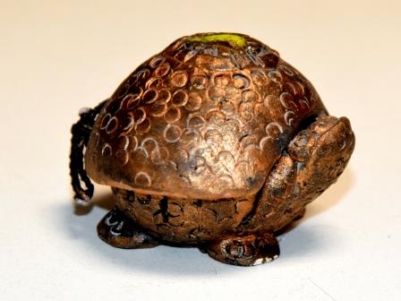 Szkatułka ceramiczna żółw